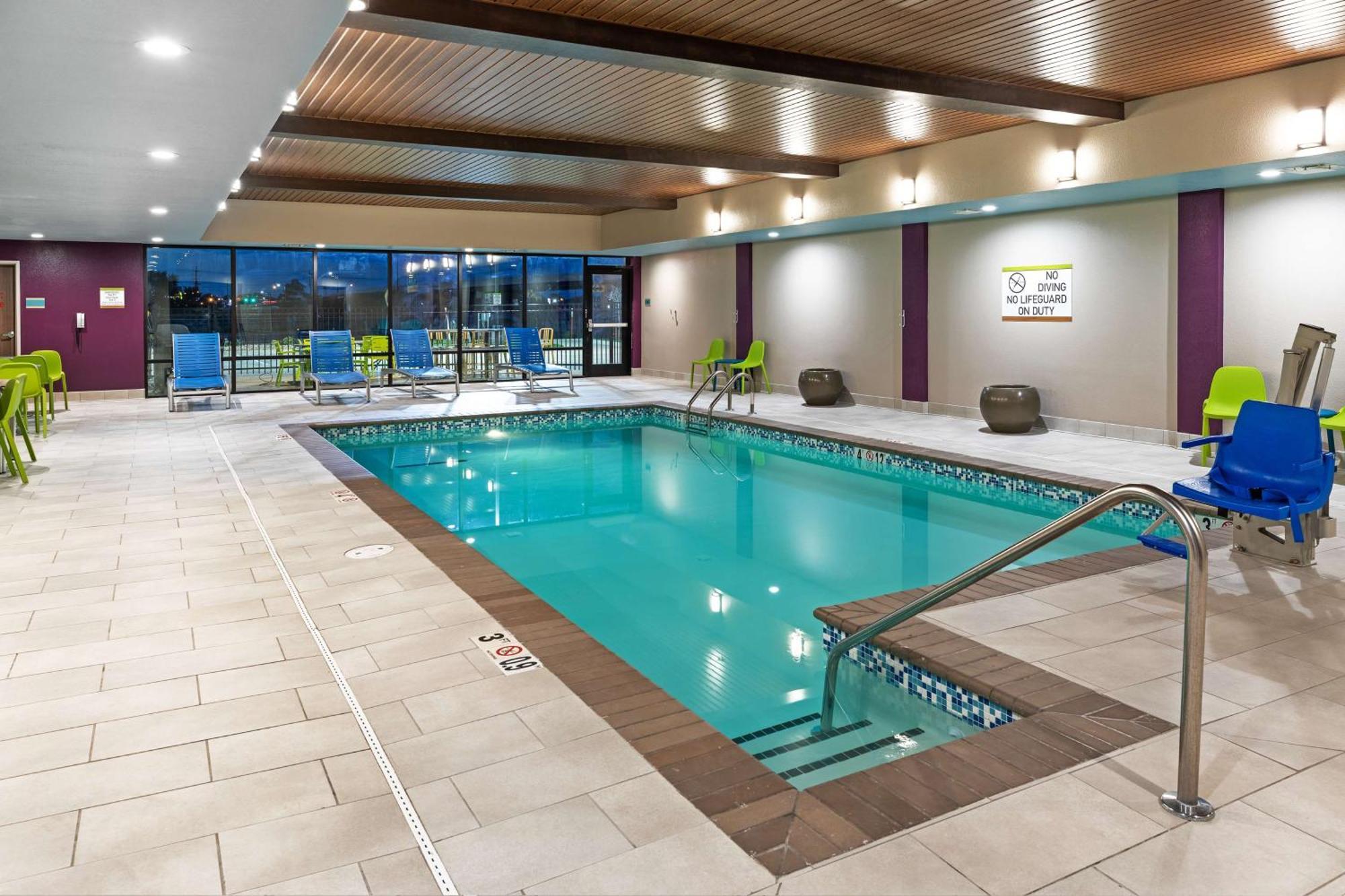 Home2 Suites By Hilton Weatherford Exterior photo